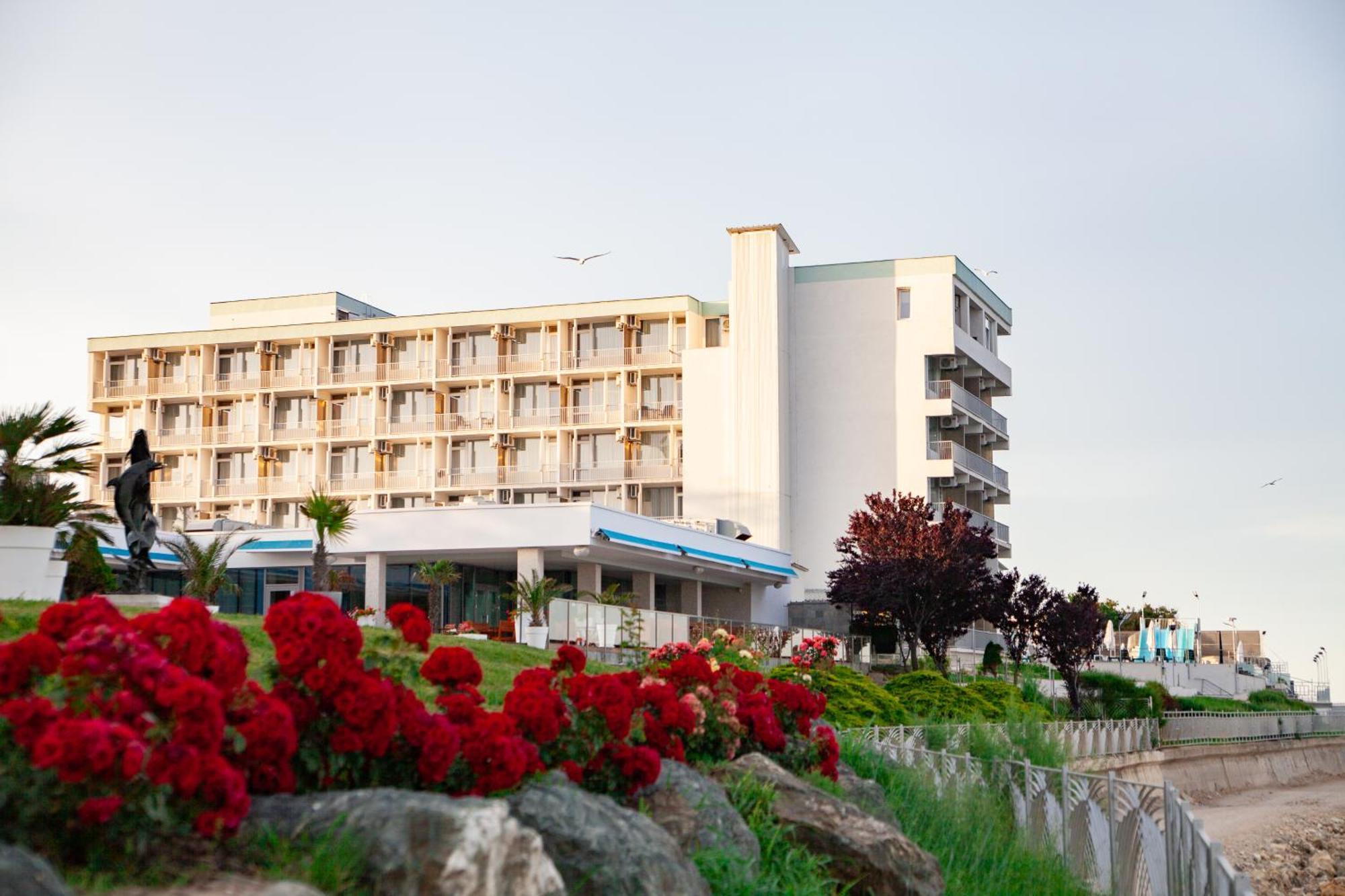 Hotel Carmen Azzuro Venus Εξωτερικό φωτογραφία